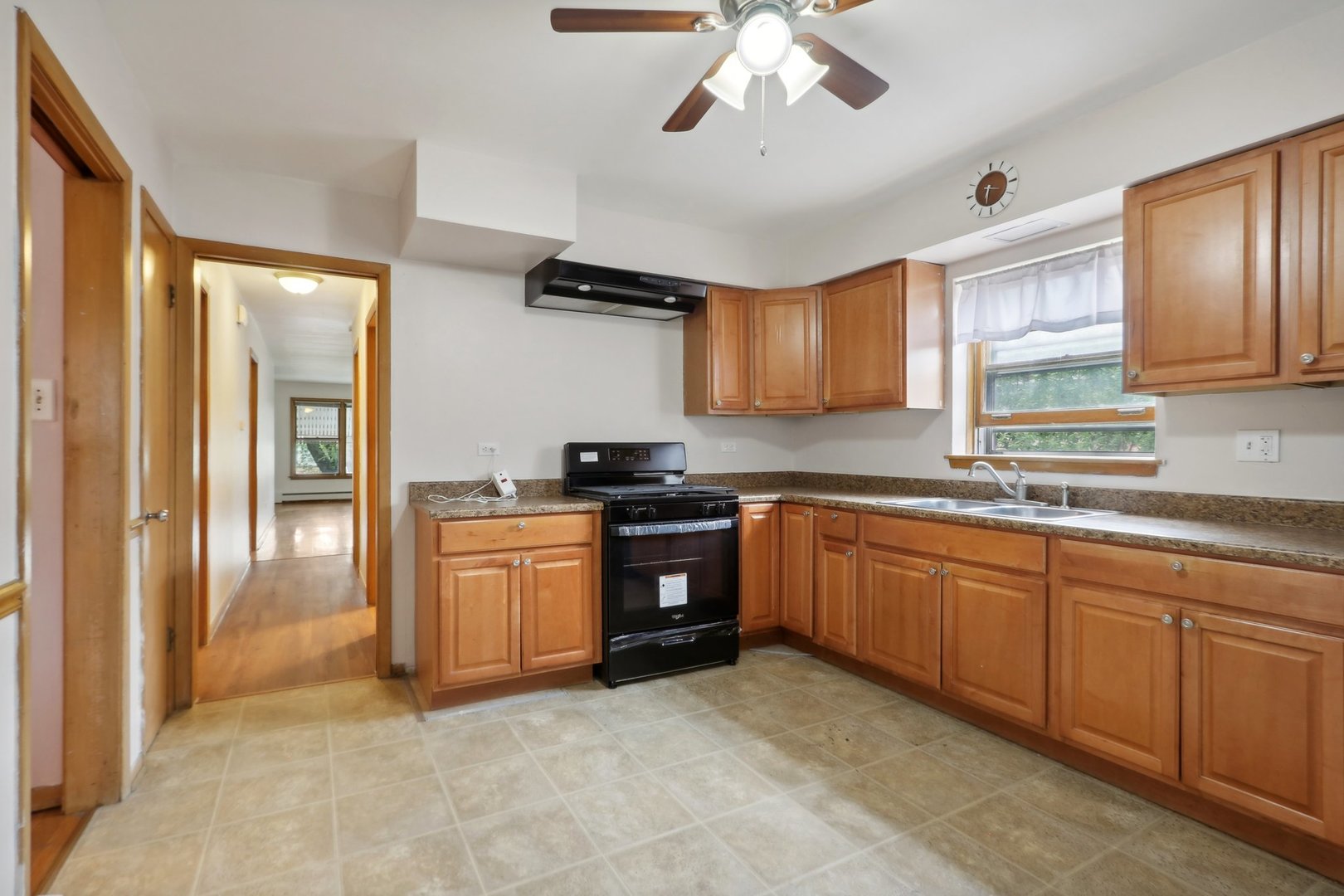 7734 West Addison Street Chicago, IL 60634 - Photo 9 of 52 Gallery Image 9