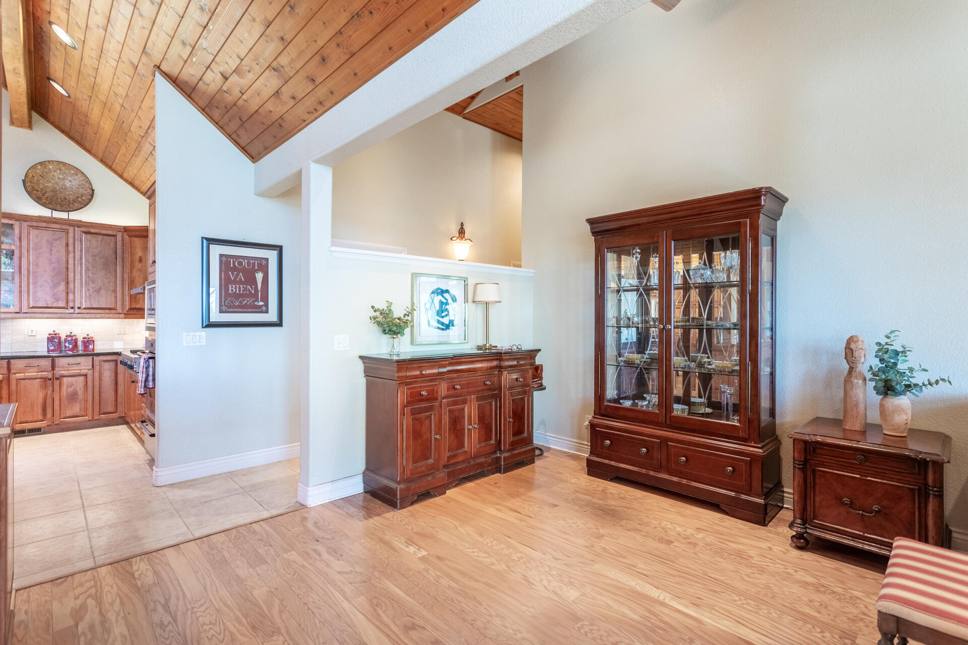 19200 Mountain Maple Road Lakehead, CA 96051 - Photo 12 of 42 Den