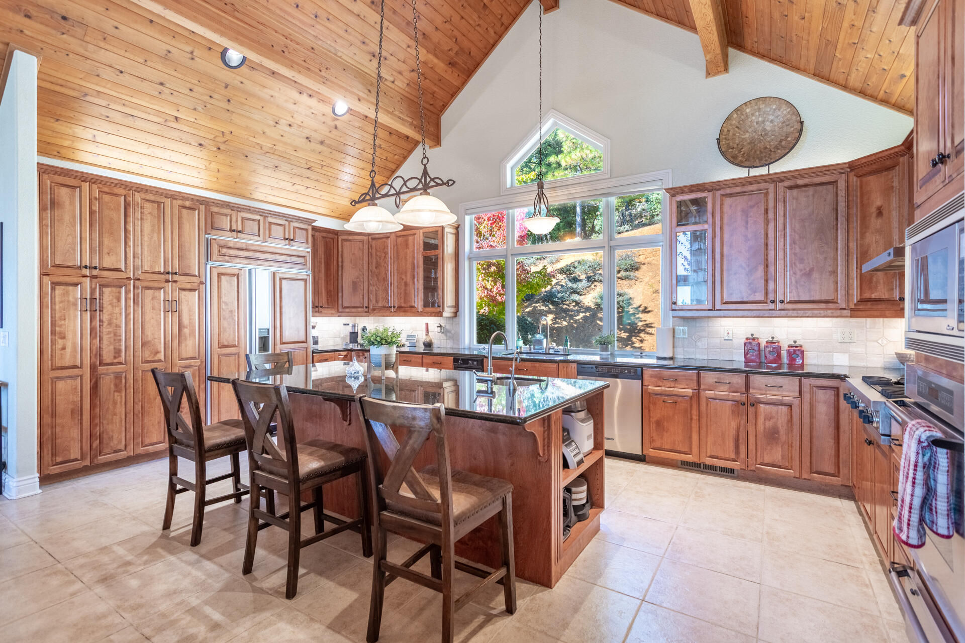 19200 Mountain Maple Road Lakehead, CA 96051 - Photo 8 of 42 Kitchen 2
