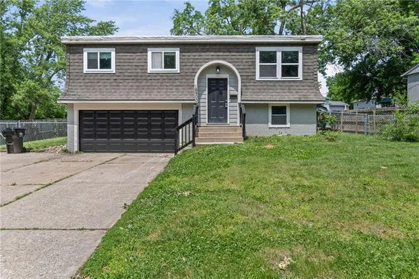 18900 East 6th Street North, Independence, MO 64056
