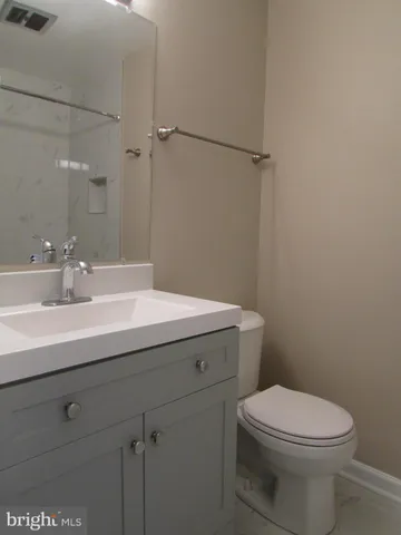 $3,850 | 11348 Vale Road, Oakton, VA 22124