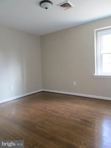 $3,850 | 11348 Vale Road, Oakton, VA 22124