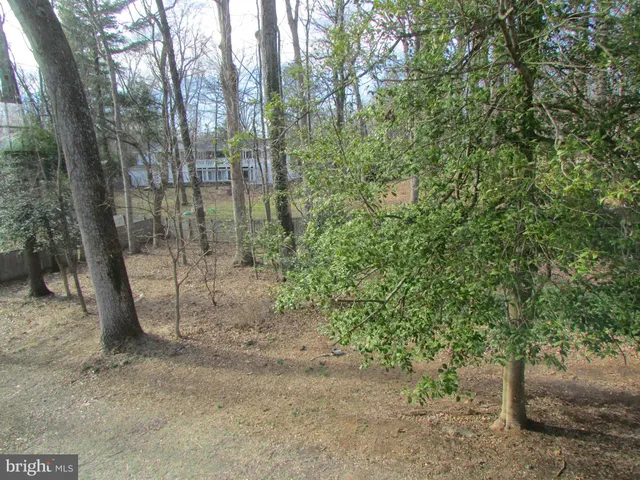 $3,850 | 11348 Vale Road, Oakton, VA 22124