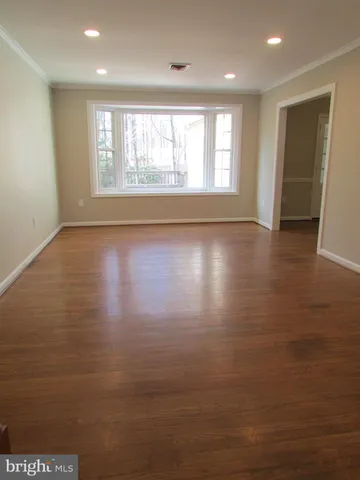 $3,850 | 11348 Vale Road, Oakton, VA 22124