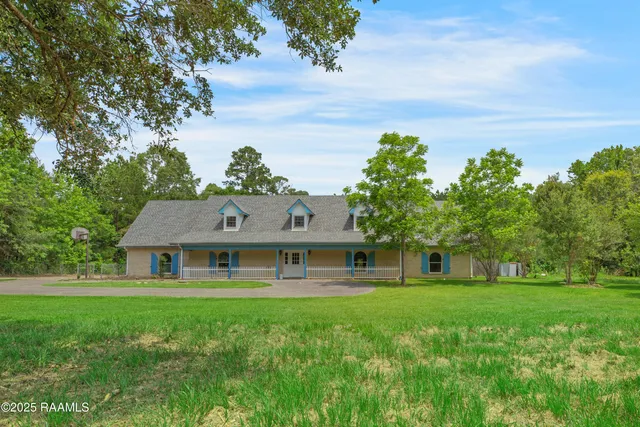 $374,900 | 5811 Basile Eunice Highway, Eunice, LA 70535