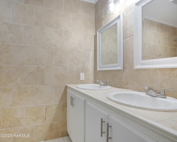 $374,900 | 5811 Basile Eunice Highway, Eunice, LA 70535