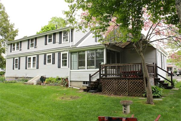 25 Springvale Road Reading, MA 01867 - Photo 1 of 30 Gallery Image 1