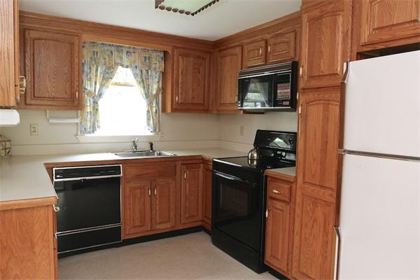 25 Springvale Road Reading, MA 01867 - Photo 19 of 30 Gallery Image 19