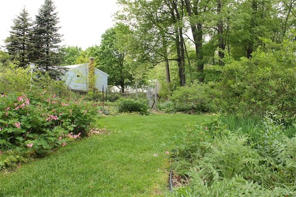 25 Springvale Road Reading, MA 01867 - Photo 5 of 30 Gallery Image 5