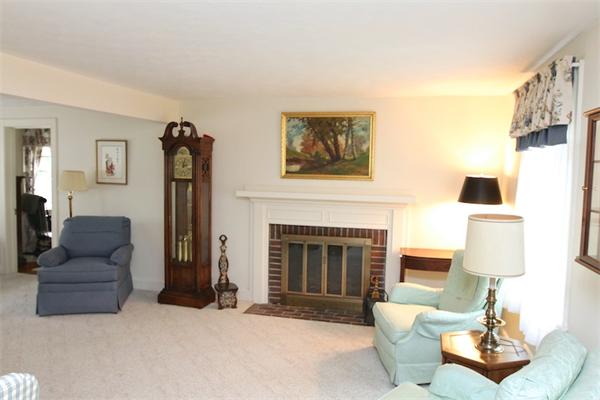 25 Springvale Road Reading, MA 01867 - Photo 10 of 30 Gallery Image 10
