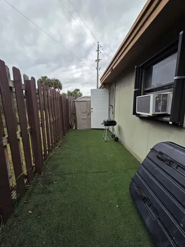 $3,400 | 810 Sandtree Drive, Palm Beach Gardens, FL 33403