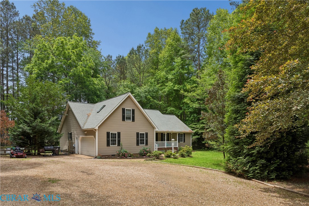 505 Plantation Road North, VA 23128 - Photo 10 of 44