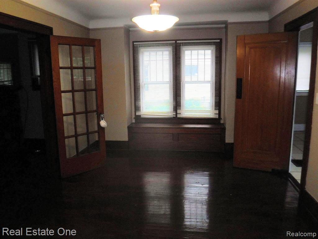 816 East Grand River Road Howell, MI 48843 - Photo 8 of 38