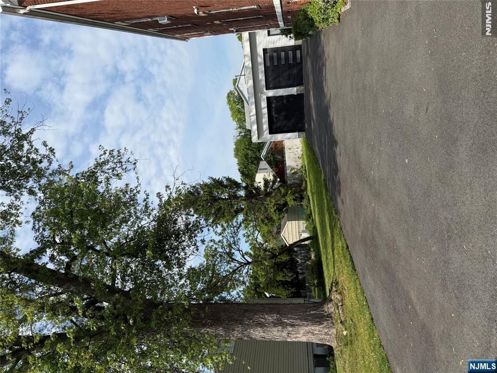 17 Nicholas Street Little Ferry, NJ 07643 - Photo 12 of 14