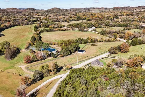 $1,265,000 | 6923 Cross Keys Road, College Grove, TN 37046