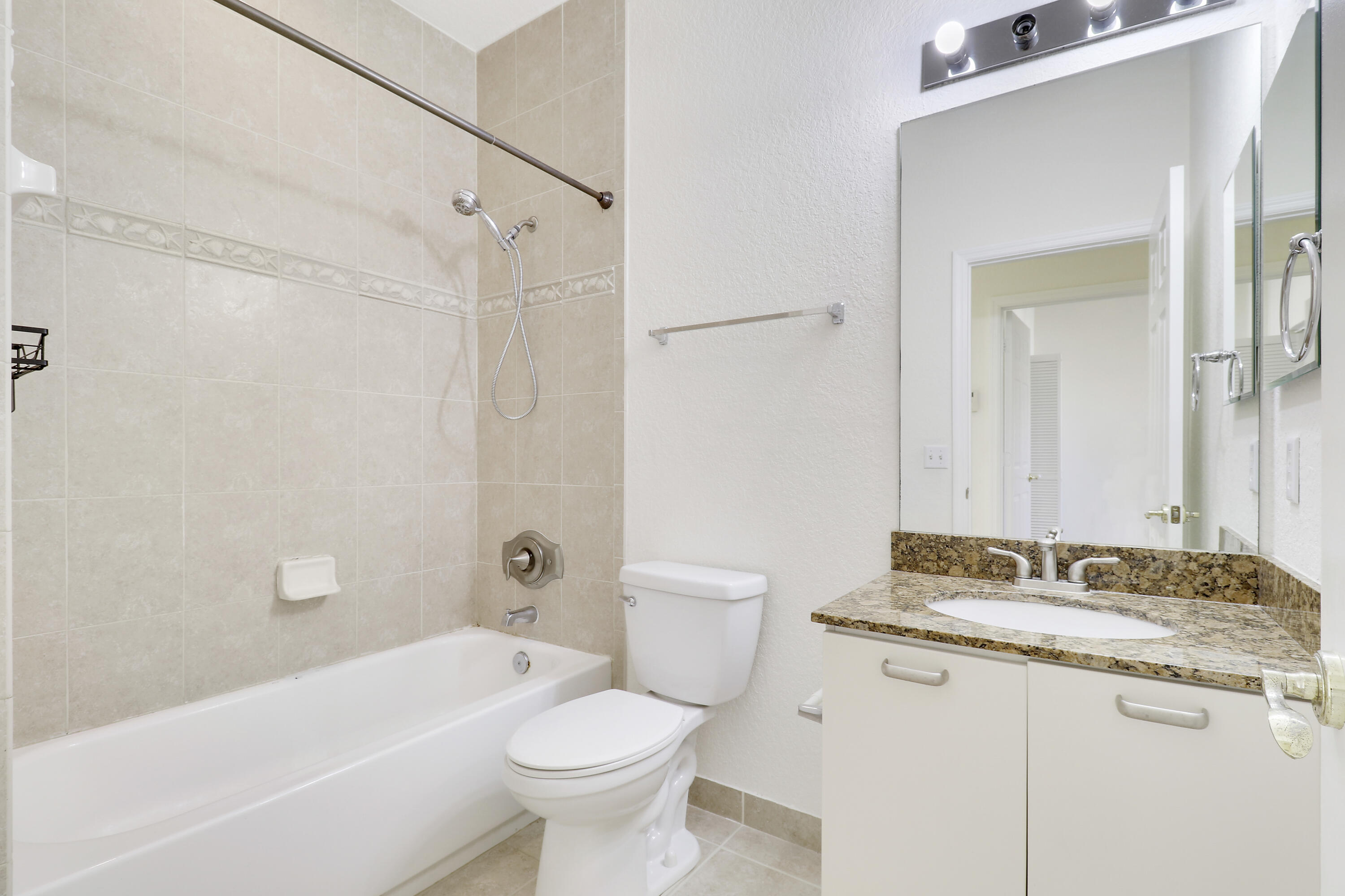 44 Southeast Sedona Circle, Unit 103 Stuart, FL 34994 - Photo 23 of 25 House-8