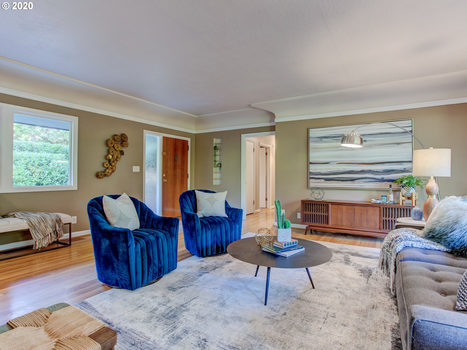10770 Southwest Walker Road Beaverton, OR 97005 - Photo 3 of 20 Gallery Image 3