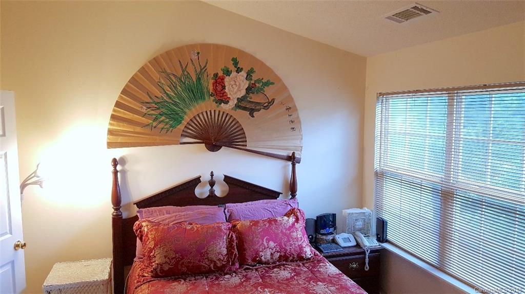 11219 Grass Field Road Charlotte, NC 28213 - Photo 9 of 17