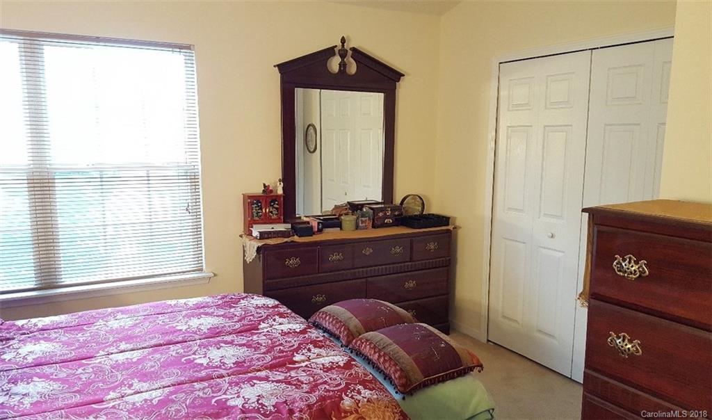 11219 Grass Field Road Charlotte, NC 28213 - Photo 10 of 17