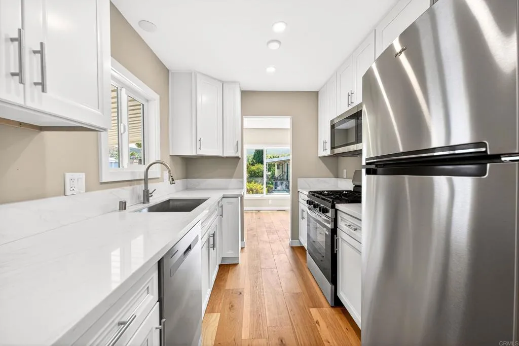 8301 Mission Gorge Road, Unit 64 Santee, CA 92071 - Photo 10 of 49 Gallery Image 10