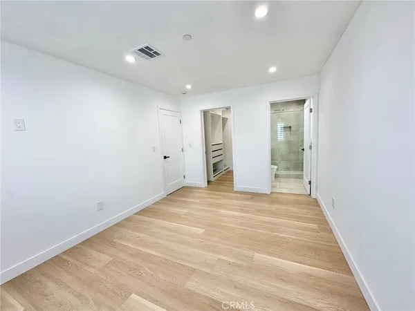 $3,500 | 1952 North Parish Place, Unit 202, Burbank, CA 91504