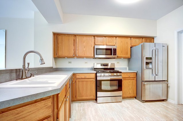 1025 Ripple Ridge Darien, IL 60561 - Photo 14 of 26