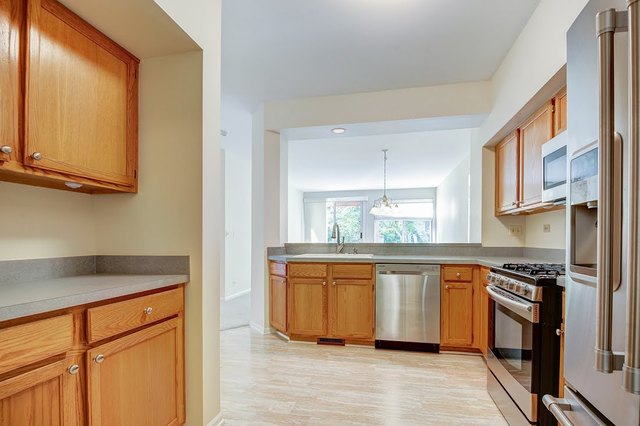 1025 Ripple Ridge Darien, IL 60561 - Photo 15 of 26