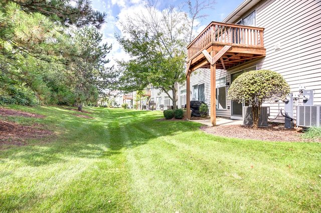 1025 Ripple Ridge Darien, IL 60561 - Photo 25 of 26