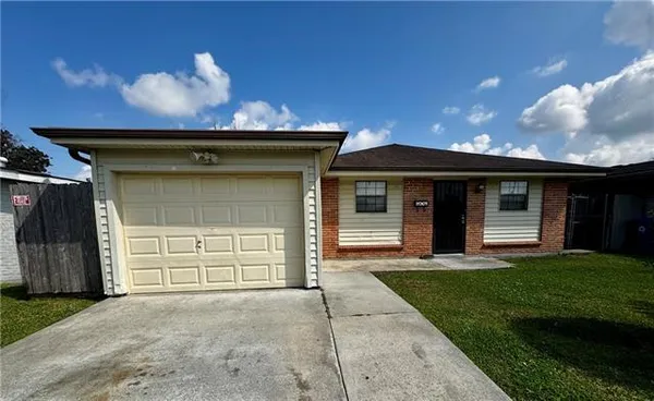 $167,000 | 1337 Maplewood Drive, Harvey, LA 70058