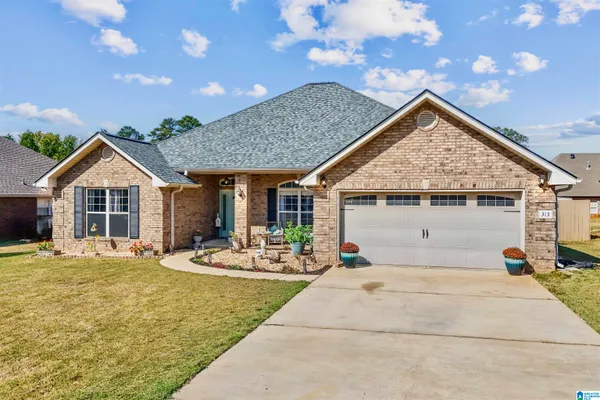 $369,900 | 313 Tanglewood Circle, Alabaster, AL 35007