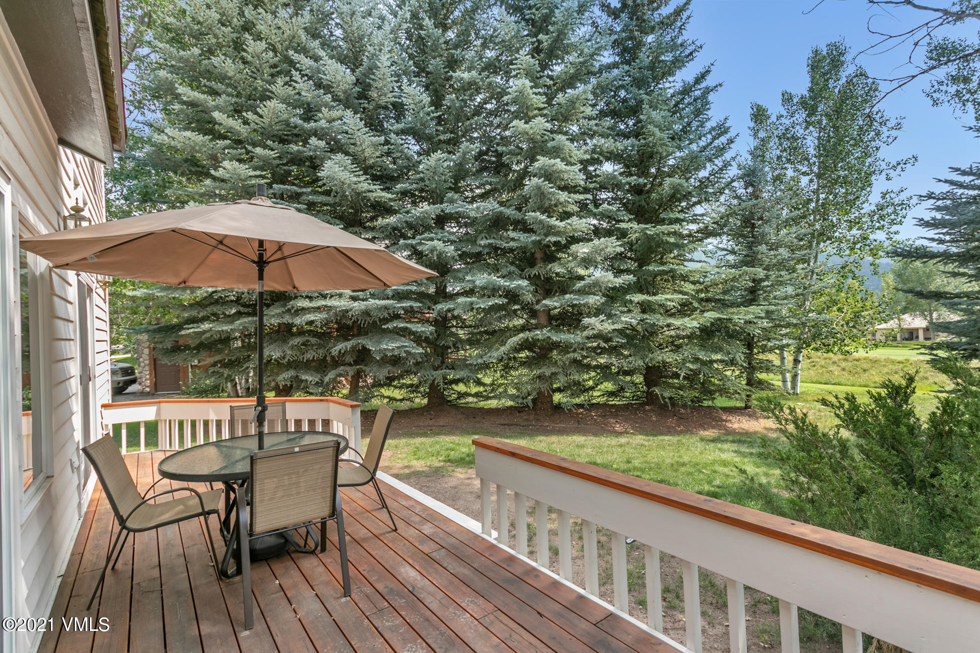 11 Hereford Rd MLS-10
