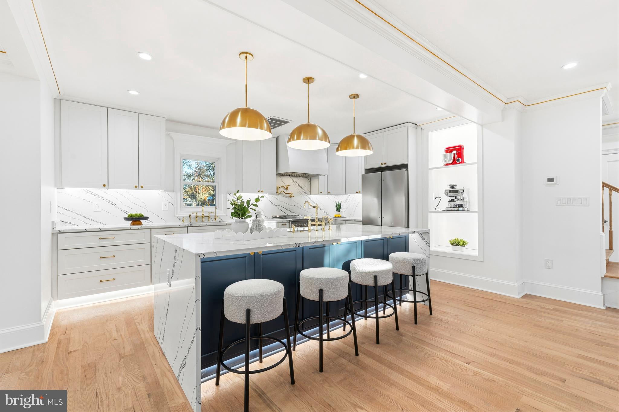 main level kitchen