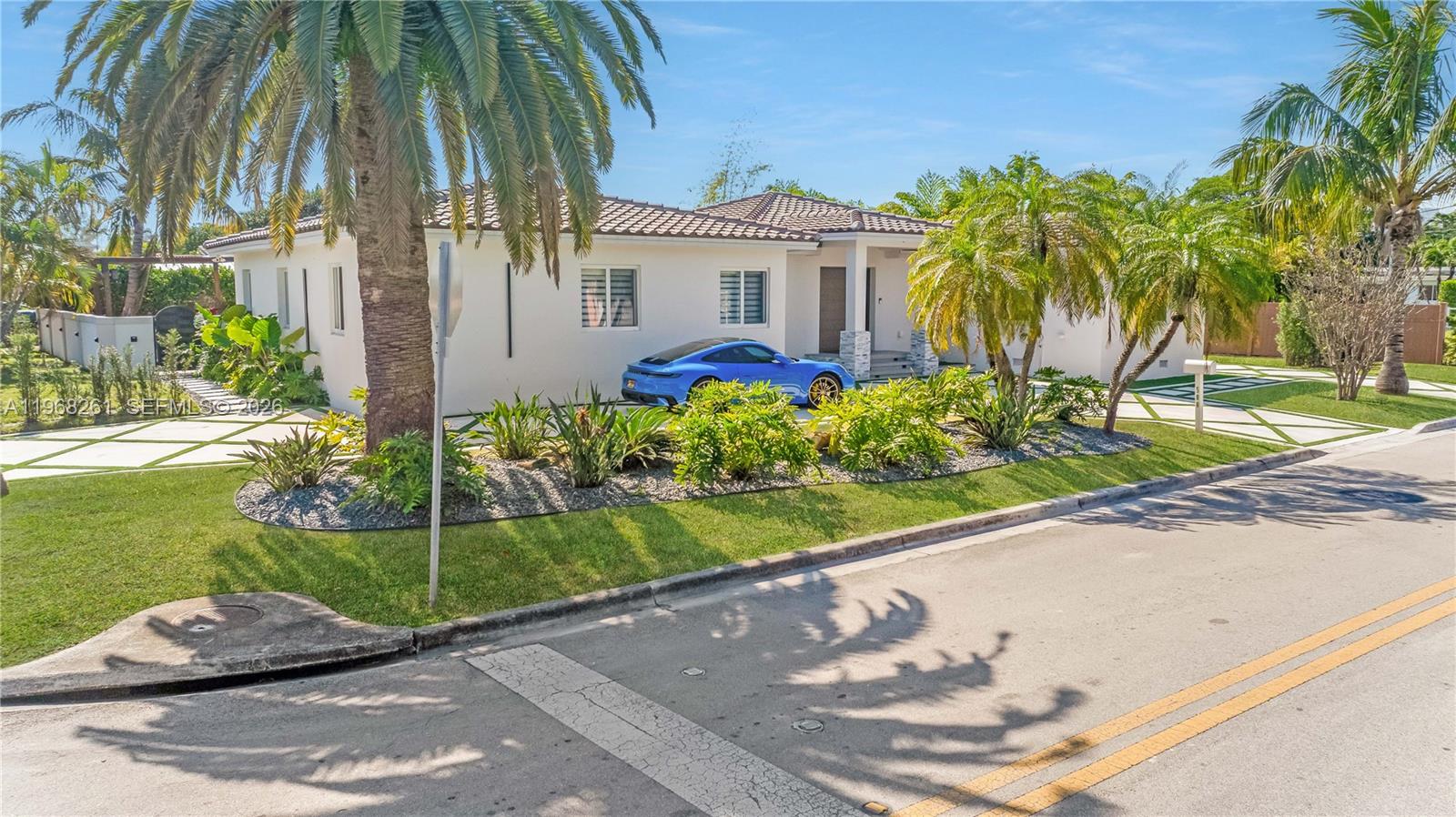 500 94th Street Surfside, FL 33154 - Photo 9 of 47