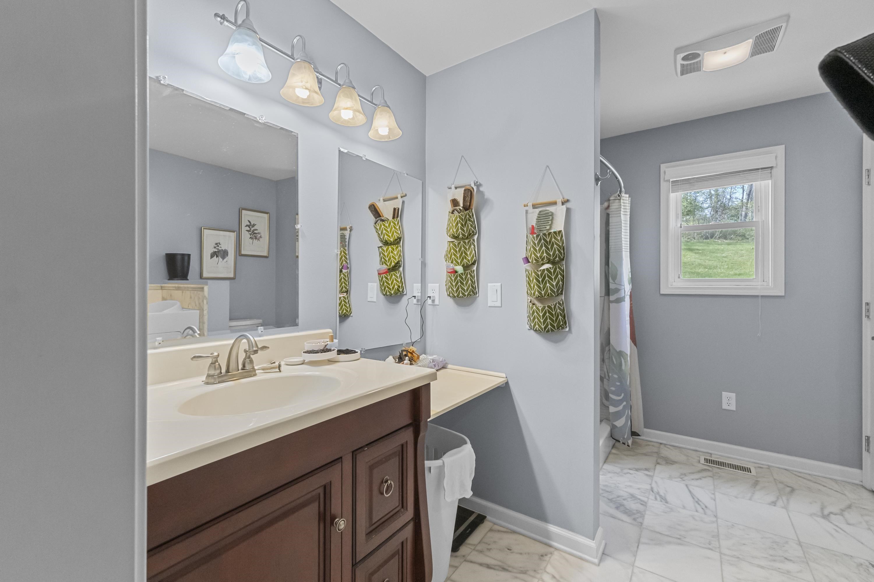 202 Erwin Road Ashland, KY 41101 - Photo 23 of 39
