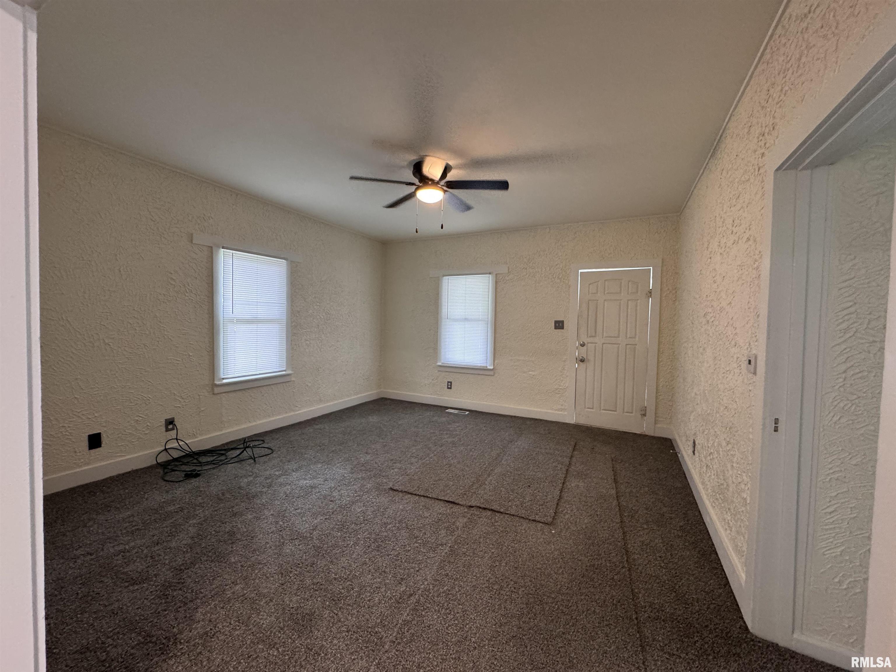 424 West Wheeler Street Macomb, IL 61455 - Photo 2 of 17