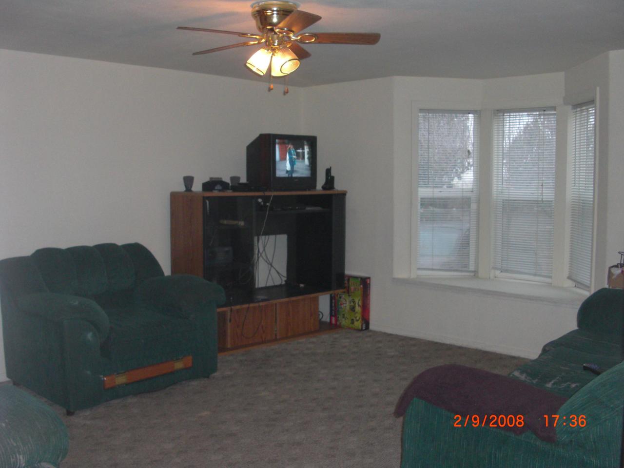 3851 Hudson Road Outlook, WA 98938 - Photo 4 of 7 a living room with furniture and a flat screen tv