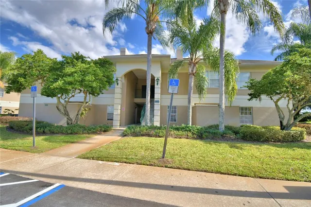 $1,400 | 1102 Eagle Pond Drive, Unit 1102, Winter Haven, FL 33884