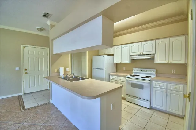 $1,400 | 1102 Eagle Pond Drive, Unit 1102, Winter Haven, FL 33884