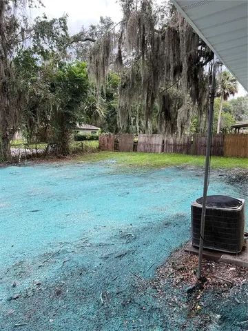 $205,000 | 106 Oakland Avenue South, San Mateo, FL 32187