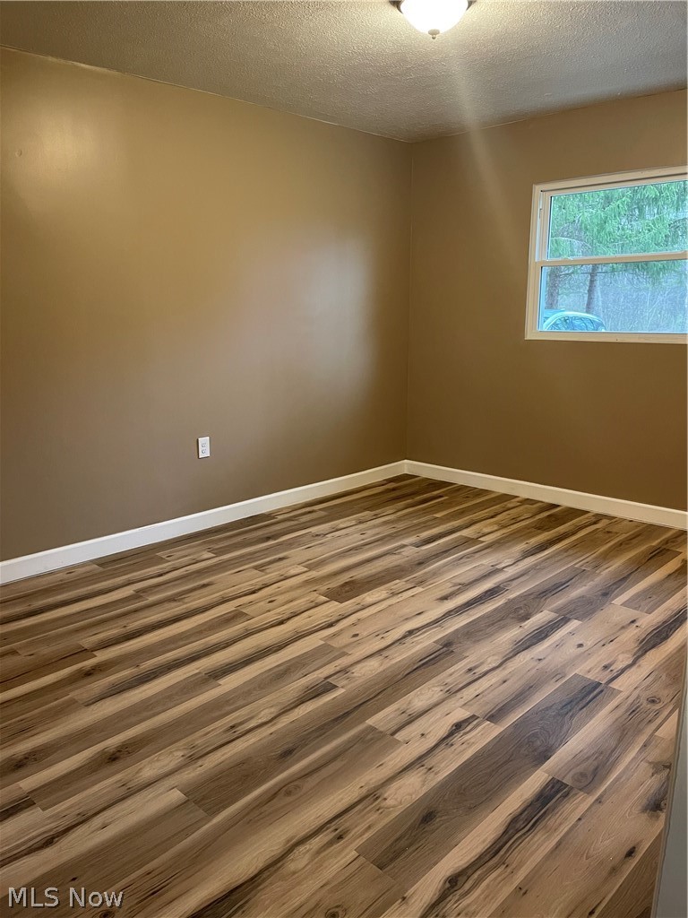 12490 Root Road Columbia Station, OH 44028 - Photo 13 of 29 Gallery Image 13
