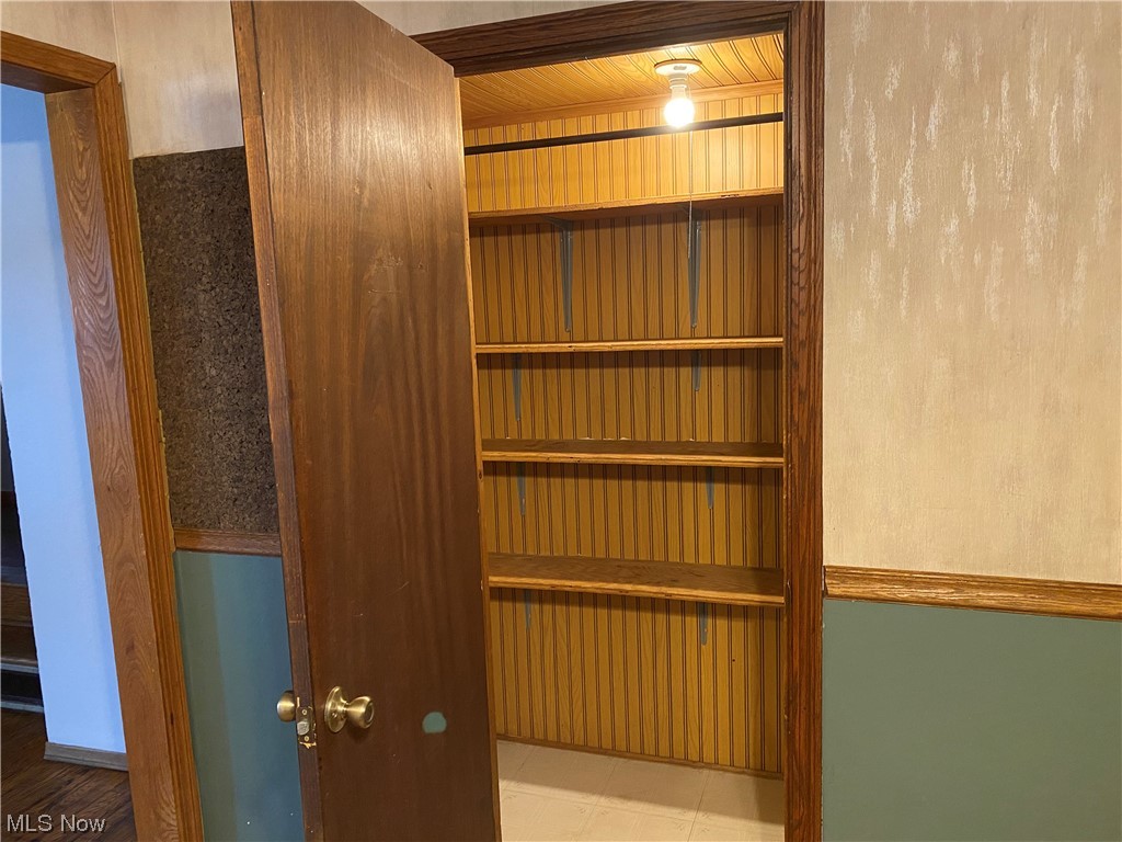 6703 Riverside Road Southeast Uhrichsville, OH 44683 - Photo 5 of 22 Gallery Image 5