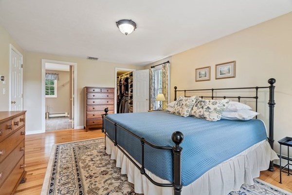 86 Hunter Road Uxbridge, MA 01569 - Photo 18 of 36