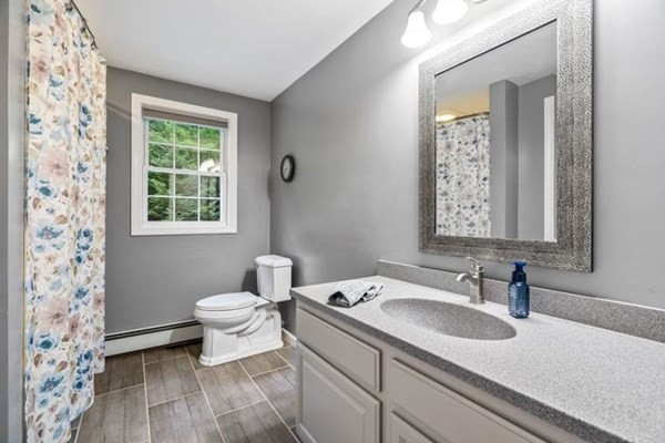 86 Hunter Road Uxbridge, MA 01569 - Photo 19 of 36