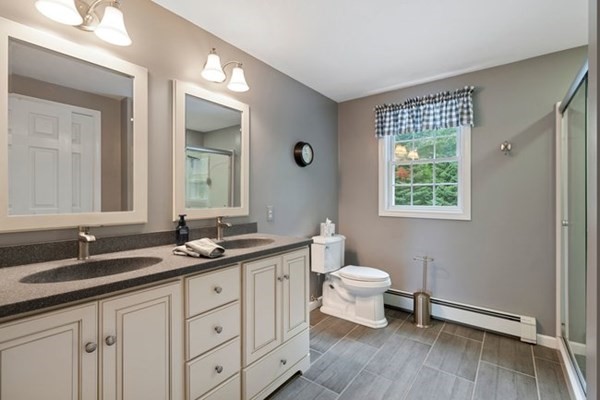 86 Hunter Road Uxbridge, MA 01569 - Photo 20 of 36