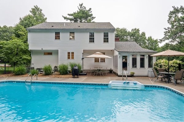 86 Hunter Road Uxbridge, MA 01569 - Photo 27 of 36
