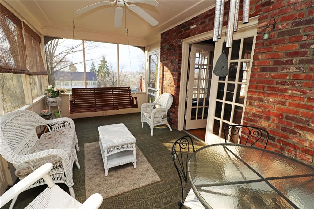 554 Trotwood Ridge Road Upper St. Clair, PA 15241 - Photo 8 of 25 Gallery Image 8