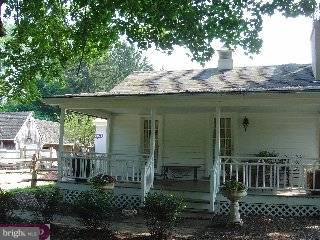 1013 Providence Road Newtown Square, PA 19073 - Photo 1 of 6 Gallery Image 1
