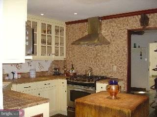 1013 Providence Road Newtown Square, PA 19073 - Photo 5 of 6 Gallery Image 5
