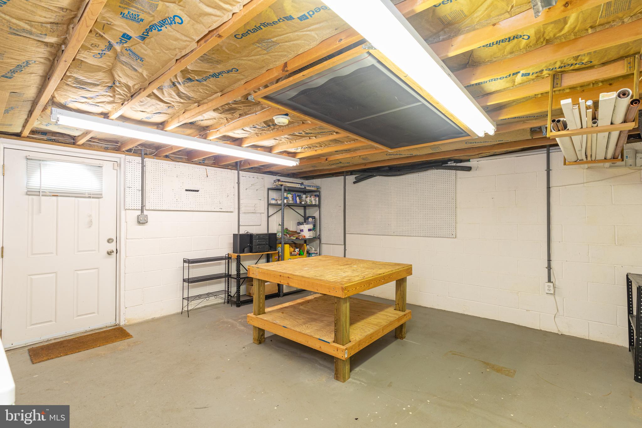 7477 Berkshire Road Baltimore, MD 21224 - Photo 22 of 32 Gallery Image 22