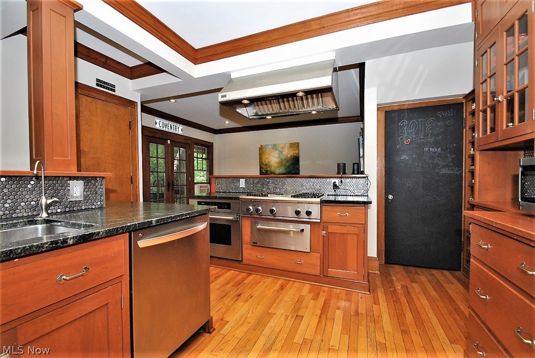 2570 Coventry Road Cleveland, OH 44120 - Photo 14 of 35 Gallery Image 14